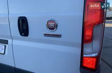 Вантажний фургон Fiat Ducato 2017 в Стрию