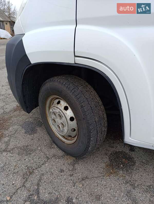 Грузовой фургон Fiat Ducato 2007 в Лохвице