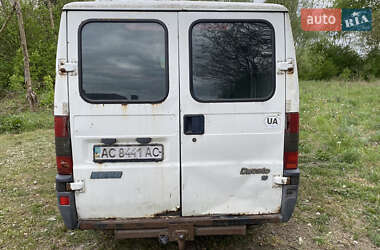 Вантажний фургон Fiat Ducato 2000 в 