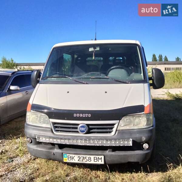 Грузопассажирский фургон Fiat Ducato 2003 в Ровно фото 15 Грузопассажирский фургон Fiat Ducato 2003 в Ровно