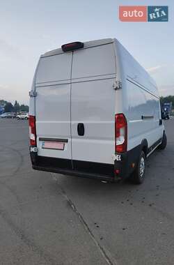 Грузовой фургон Fiat Ducato 2022 в 