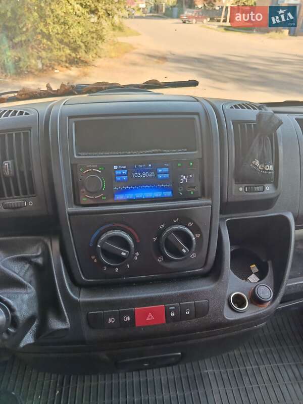 Грузовой фургон Fiat Ducato 2012 в Новониколаевке