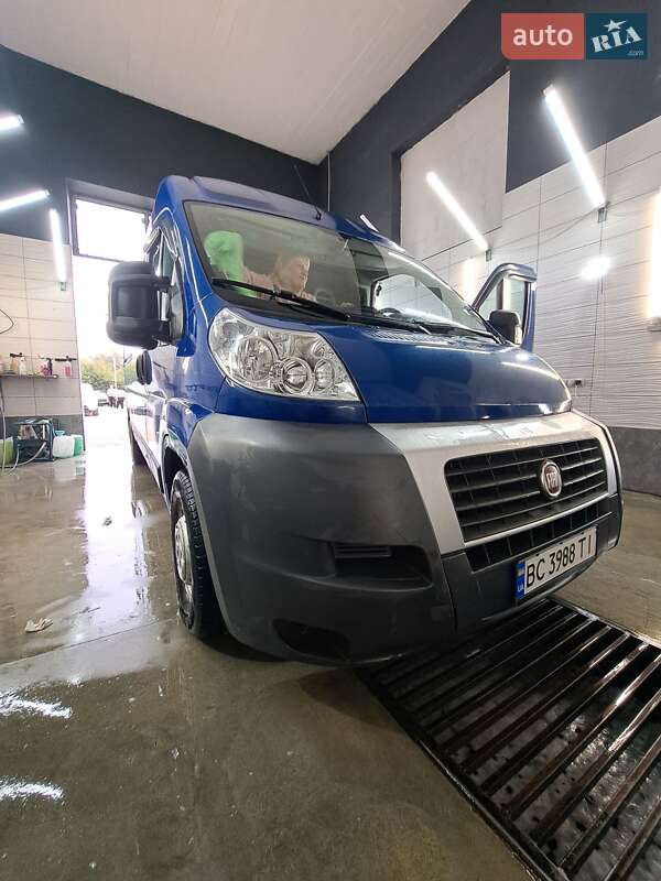 Грузовой фургон Fiat Ducato 2012 в Новояворовске