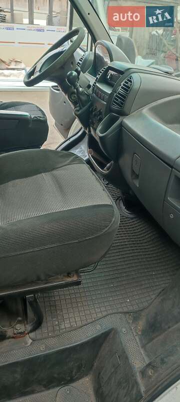 Вантажний фургон Fiat Ducato 2004 в Полтаві