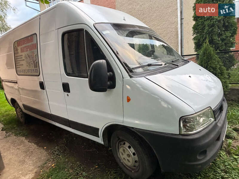 Вантажний фургон Fiat Ducato 2004 в Надвірній