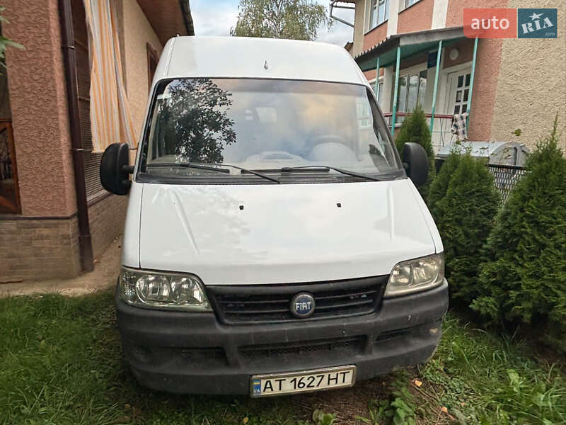 Вантажний фургон Fiat Ducato 2004 в Надвірній