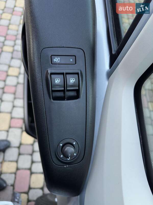 Вантажопасажирський фургон Fiat Ducato 2016 в Ужгороді