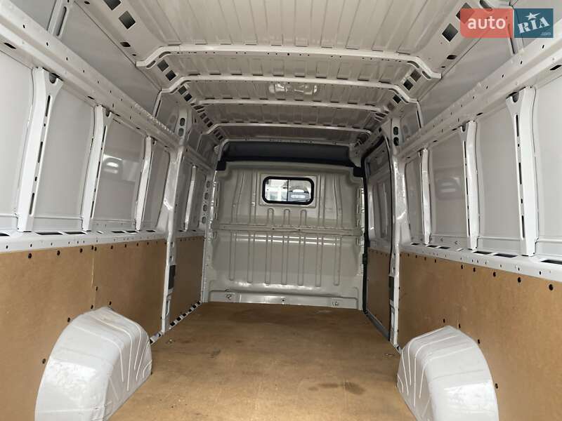 Грузовой фургон Fiat Ducato 2022 в Хусте