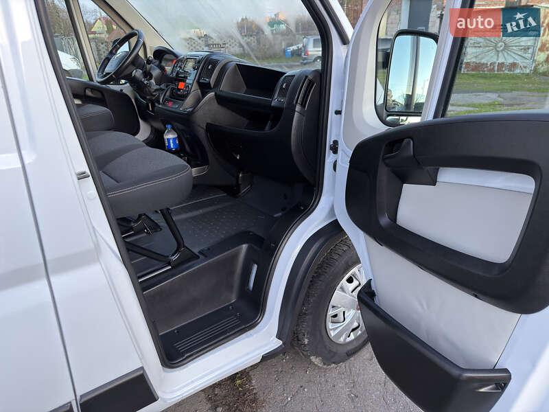 Вантажний фургон Fiat Ducato 2018 в Рівному