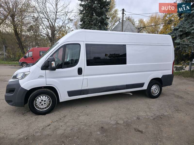 Вантажний фургон Fiat Ducato 2016 в Чернівцях