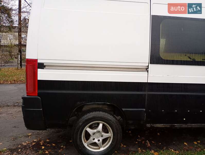 Грузопассажирский фургон Fiat Ducato 2003 в Ровно фото 7 Грузопассажирский фургон Fiat Ducato 2003 в Ровно