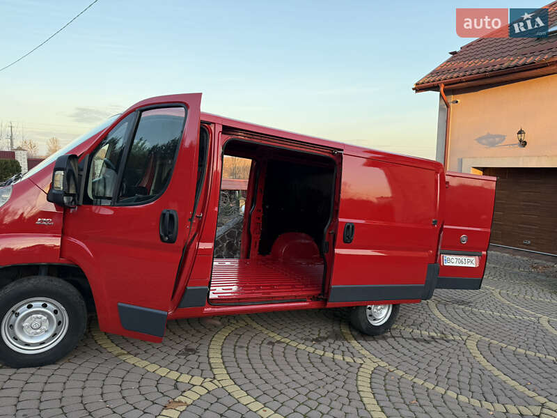 Грузовой фургон Fiat Ducato 2012 в Жовкве