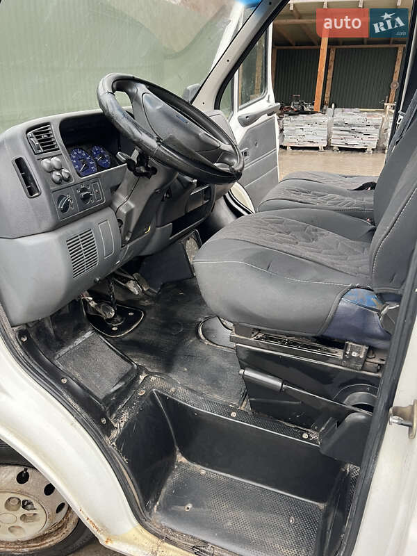 Грузовой фургон Fiat Ducato 2001 в Волочиске