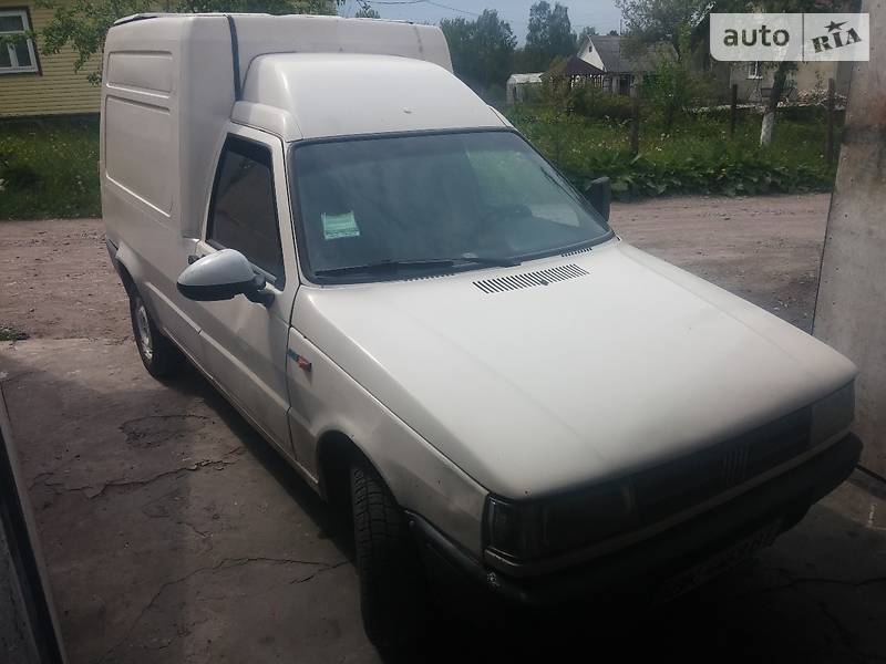 Грузопассажирский фургон Fiat Fiorino 1996 в Корце