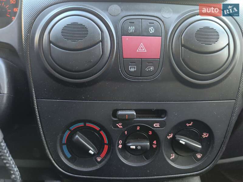 Вантажний фургон Fiat Fiorino 2011 в Умані