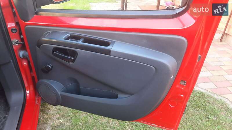 Минивэн Fiat Fiorino 2009 в Березному