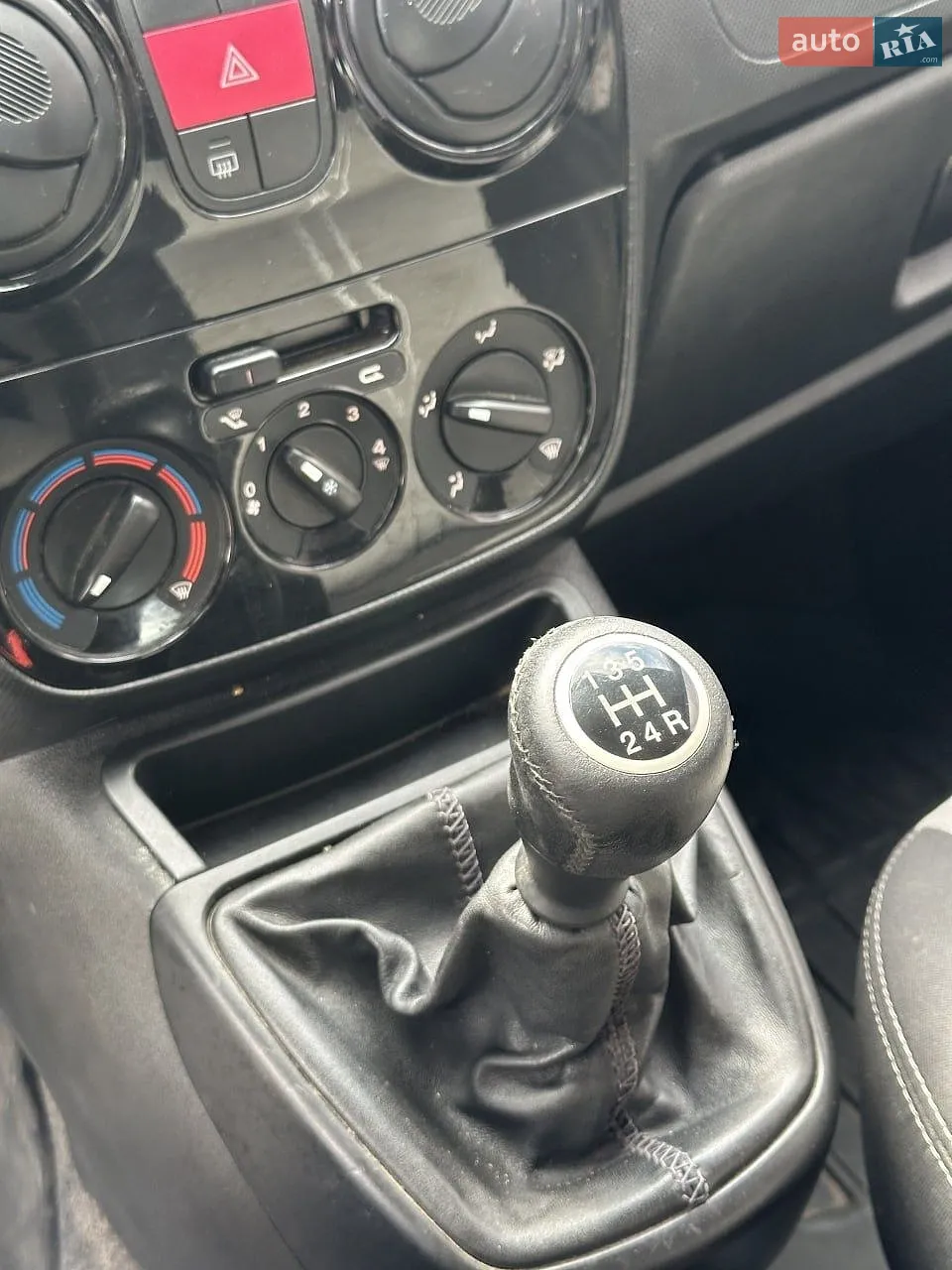 2014 Fiat Fiorino - мініатюра 24