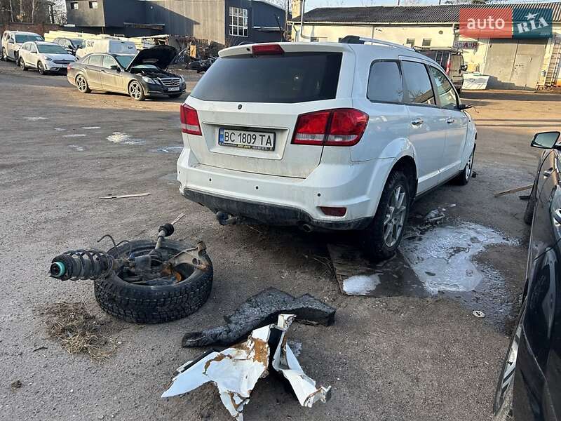 Внедорожник / Кроссовер Fiat Freemont 2014 в 