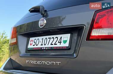 Внедорожник / Кроссовер Fiat Freemont 2011 в 
