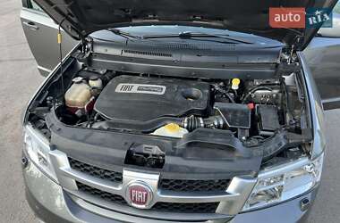 Внедорожник / Кроссовер Fiat Freemont 2011 в 