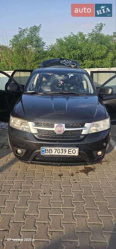 Внедорожник / Кроссовер Fiat Freemont 2012 в Киеве