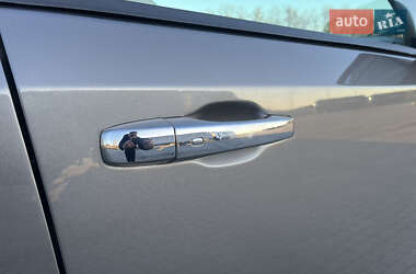 Внедорожник / Кроссовер Fiat Freemont 2012 в 
