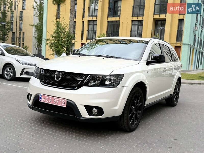 Позашляховик / Кросовер Fiat Freemont 2014 в Львові