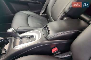 Внедорожник / Кроссовер Fiat Freemont 2014 в 