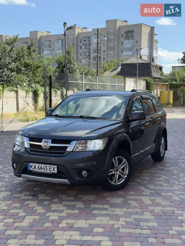Внедорожник / Кроссовер Fiat Freemont 2015 в 