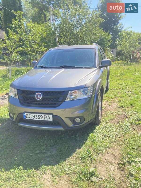 Fiat Freemont 2011
