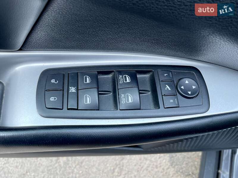 Позашляховик / Кросовер Fiat Freemont 2014 в Черкасах фото 42 Позашляховик / Кросовер Fiat Freemont 2014 в Черкасах