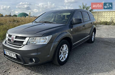 Внедорожник / Кроссовер Fiat Freemont 2014 в 