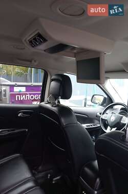 Позашляховик / Кросовер Fiat Freemont 2014 в  фото 6 Позашляховик / Кросовер Fiat Freemont 2014 в