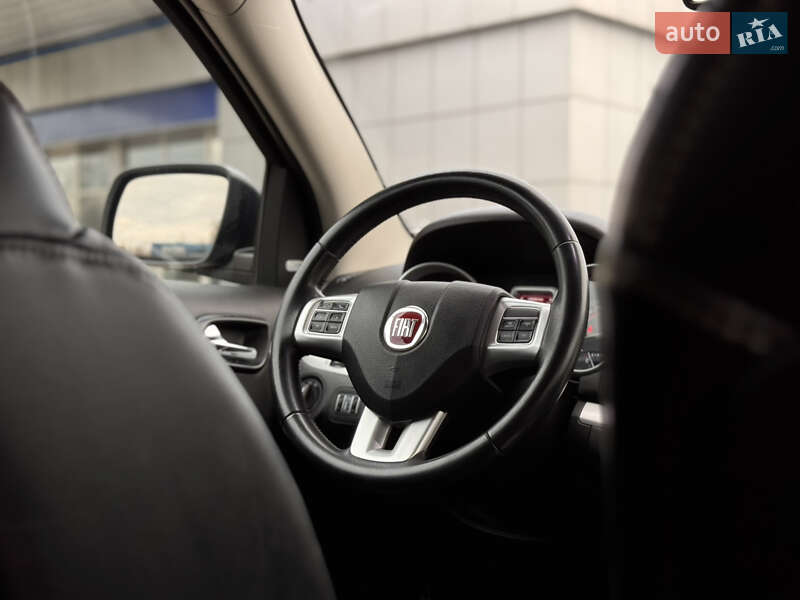 Позашляховик / Кросовер Fiat Freemont 2013 в Радивиліві фото 23 Позашляховик / Кросовер Fiat Freemont 2013 в Радивиліві