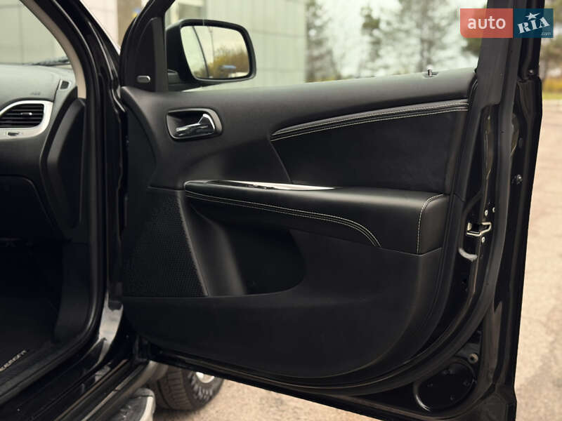 Позашляховик / Кросовер Fiat Freemont 2013 в Радивиліві фото 49 Позашляховик / Кросовер Fiat Freemont 2013 в Радивиліві