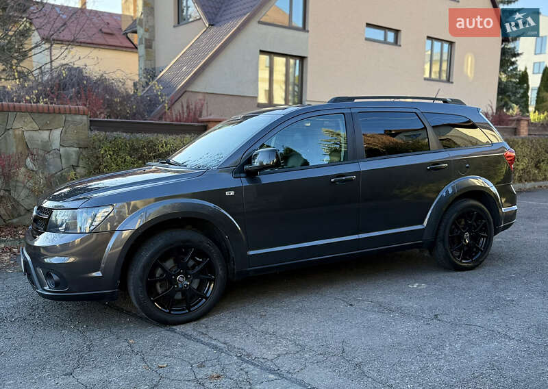 Позашляховик / Кросовер Fiat Freemont 2014 в Львові фото 9 Позашляховик / Кросовер Fiat Freemont 2014 в Львові