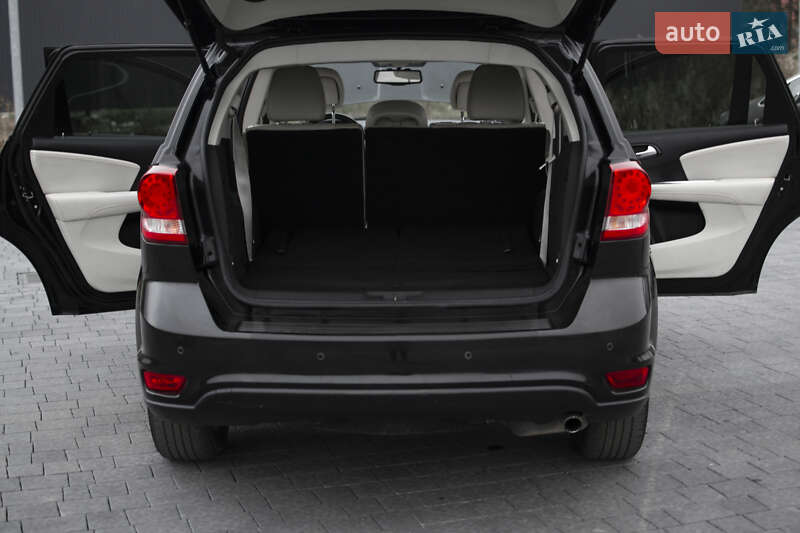 Позашляховик / Кросовер Fiat Freemont 2013 в Самборі