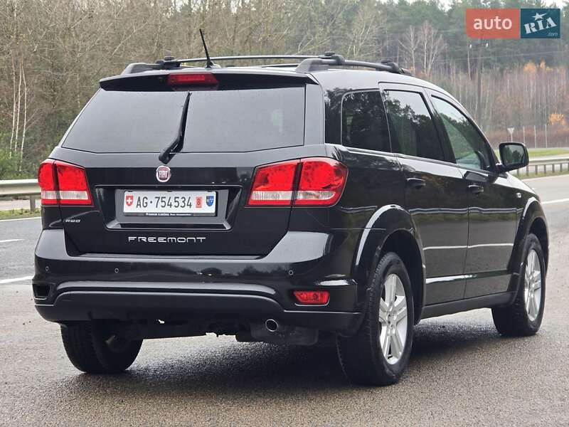 Позашляховик / Кросовер Fiat Freemont 2012 в Ковелі