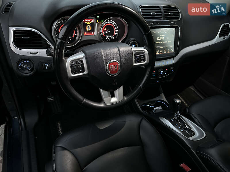 Позашляховик / Кросовер Fiat Freemont 2013 в Луцьку