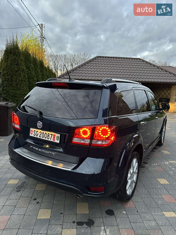 Позашляховик / Кросовер Fiat Freemont 2013 в Луцьку