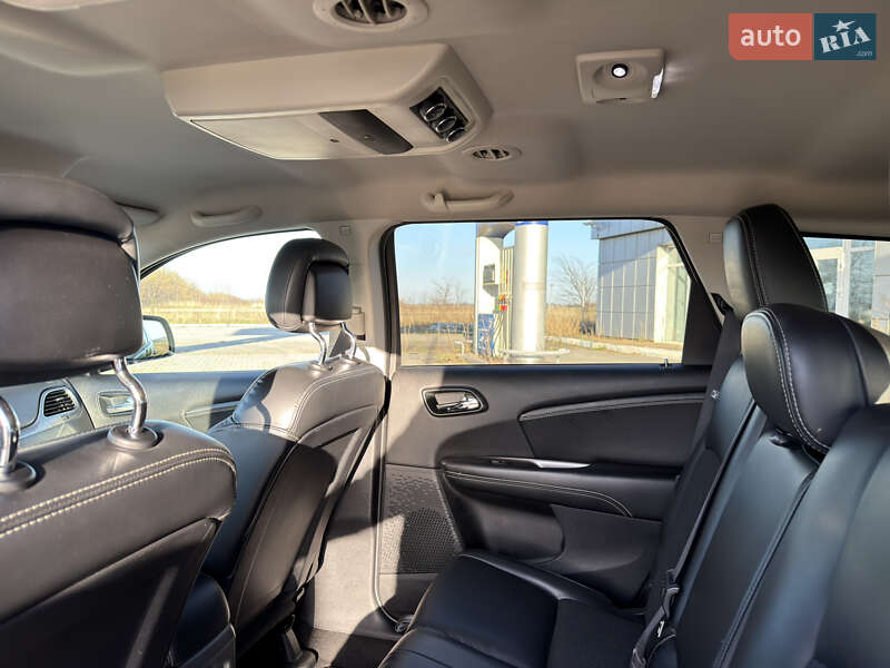 Позашляховик / Кросовер Fiat Freemont 2015 в Радивиліві