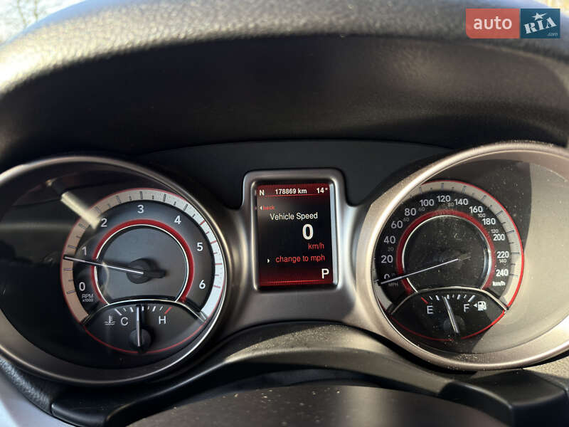 Позашляховик / Кросовер Fiat Freemont 2015 в Радивиліві