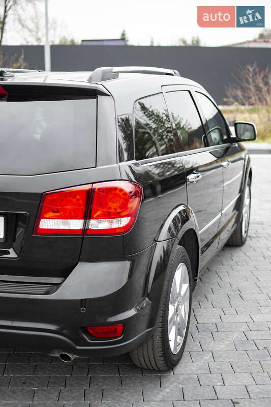 Позашляховик / Кросовер Fiat Freemont 2013 в Самборі