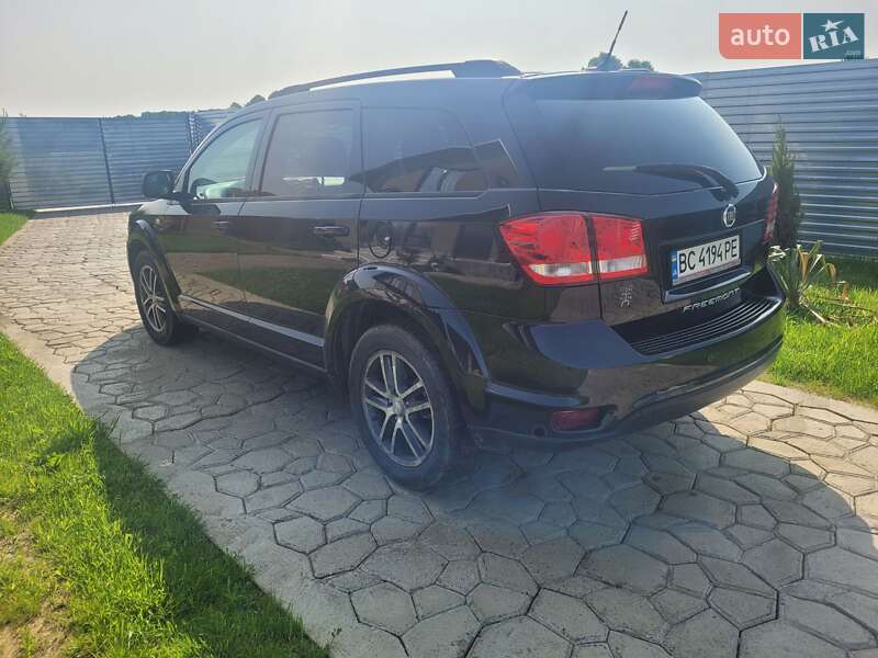 Позашляховик / Кросовер Fiat Freemont 2011 в Самборі