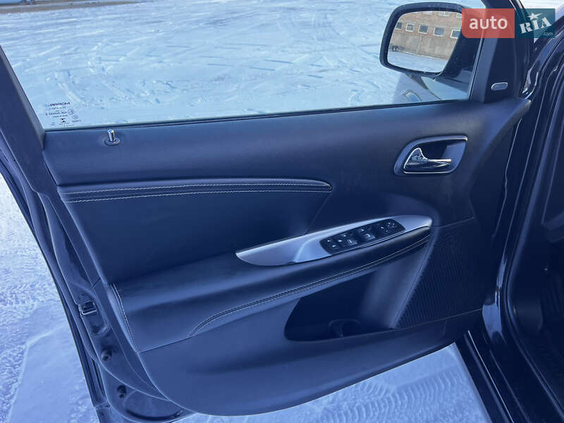 Внедорожник / Кроссовер Fiat Freemont 2015 в Луцке фото 24 Внедорожник / Кроссовер Fiat Freemont 2015 в Луцке