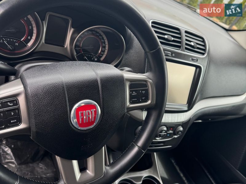 Позашляховик / Кросовер Fiat Freemont 2015 в Луцьку