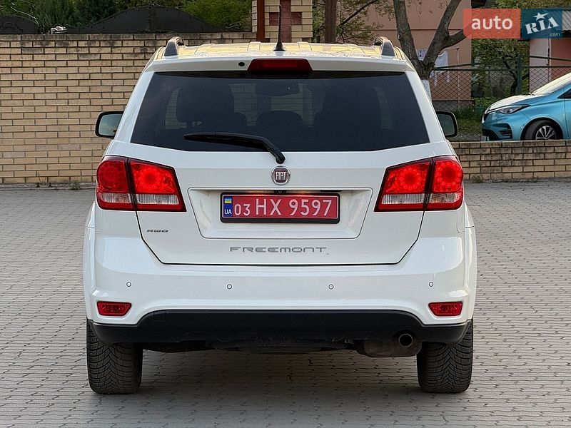 Позашляховик / Кросовер Fiat Freemont 2015 в Бродах