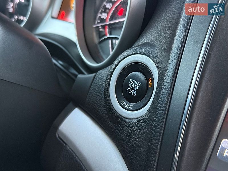 Позашляховик / Кросовер Fiat Freemont 2015 в Бродах