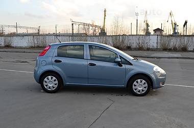 Хэтчбек Fiat Grande Punto 2011 в Киеве