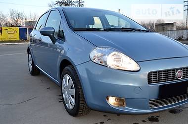 Хэтчбек Fiat Grande Punto 2011 в Киеве